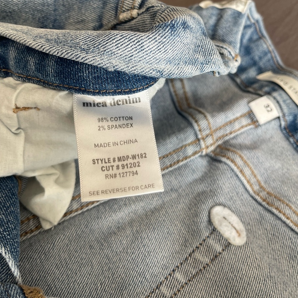 Altar’d State Mica Distressed Raw Hem Wide Leg Light Blue Women’s Jeans 32 - Picture 6 of 15